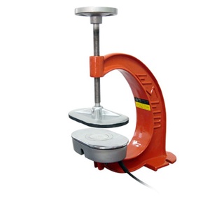 Vulcanizadora para Pneu com C�mara 110V -  V-300/C EMEB